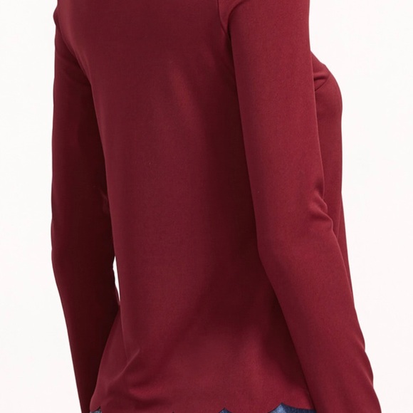 ⬇️💲⬇️NWT Off the Shoulder Top - Picture 3 of 4